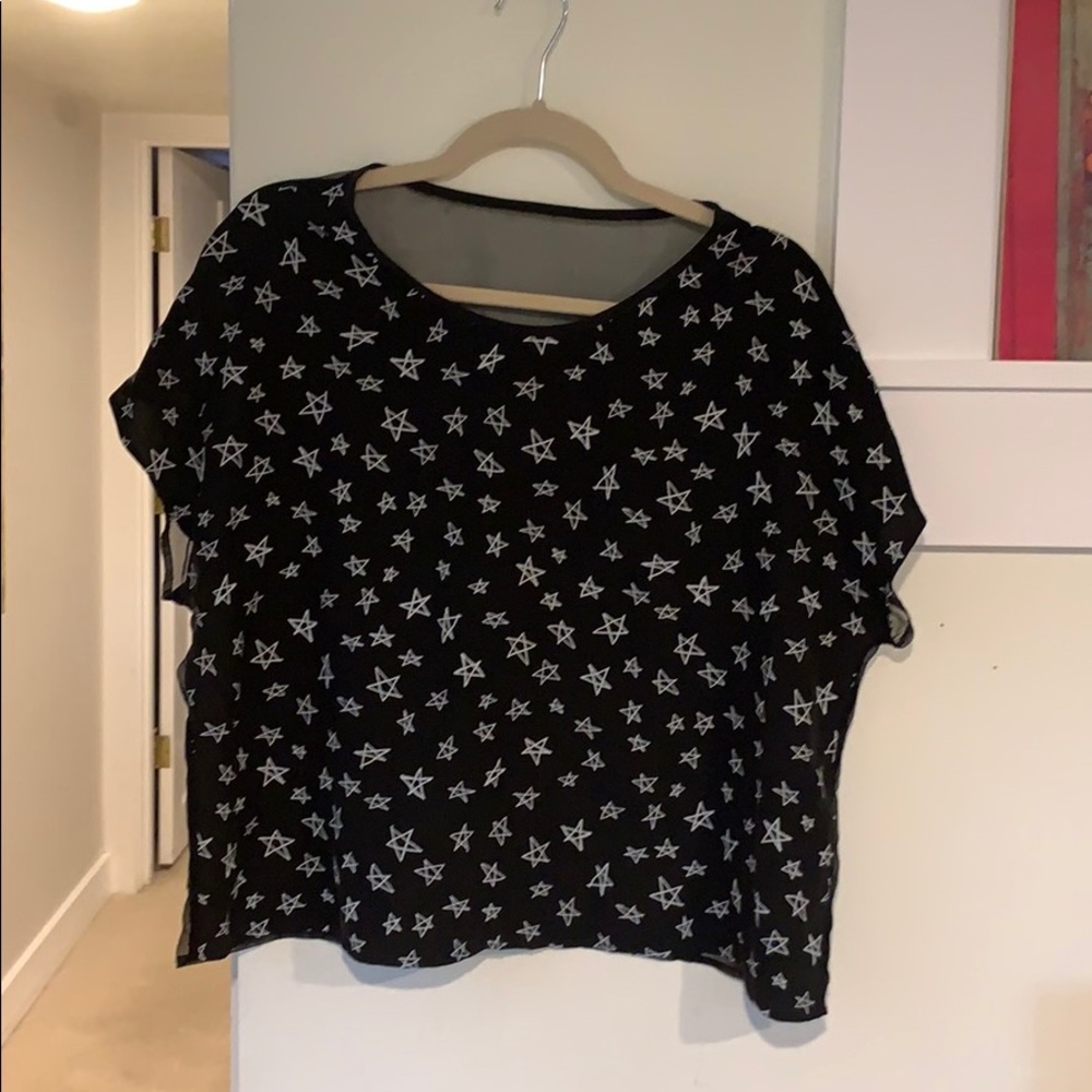💯 silk star blouse.